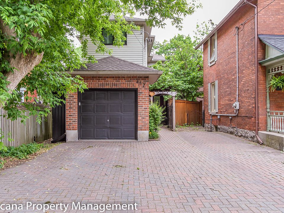 1st image of 437 Riverdale Ave
