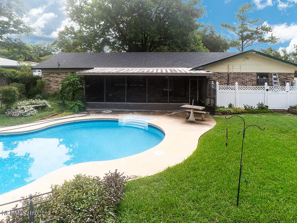 1st image of 665 BOWIE Boulevard