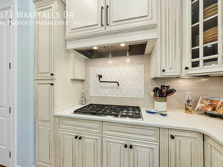 6573 Wakefalls Dr — Photo 38