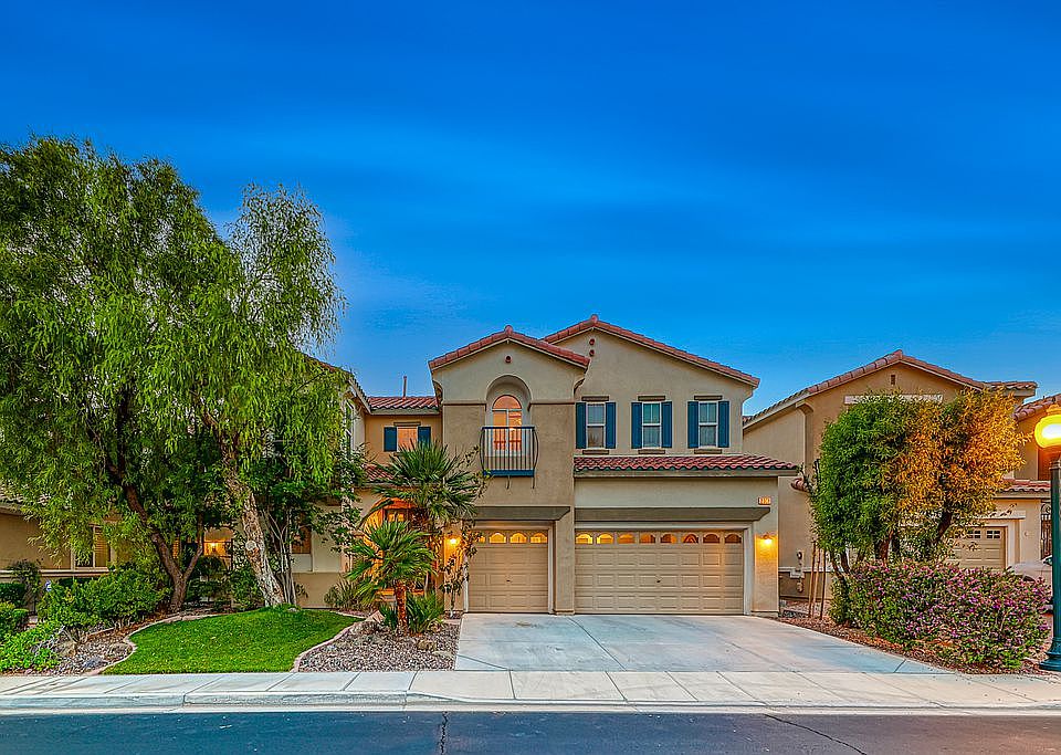 1st image of 2901 Carmelo Dr