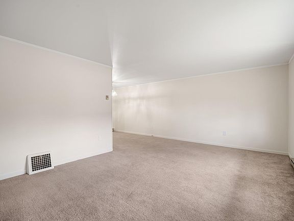 3rd image of 1414/1416 Judson Ave