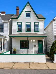 814 Etna St, Mc Kees Rocks, PA, 15136