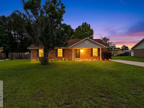 757 Melissa Dr, Hinesville, GA 31313