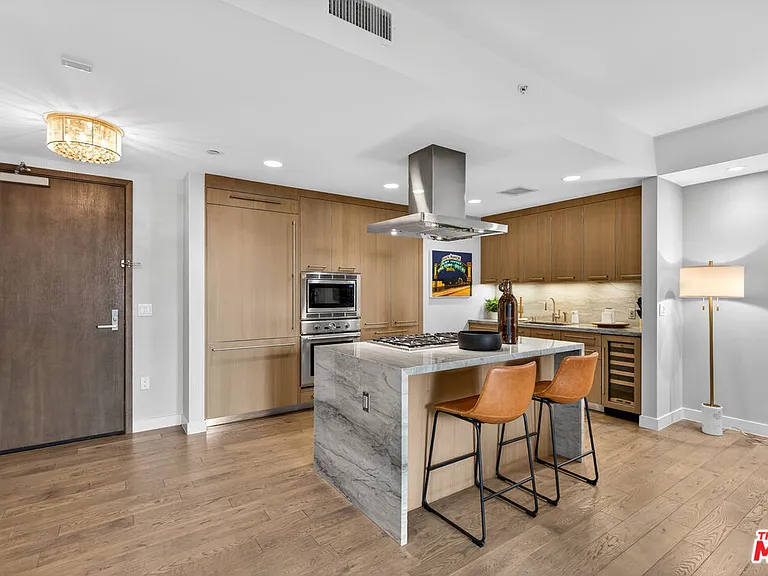1755 Ocean Ave #702 — Photo 2