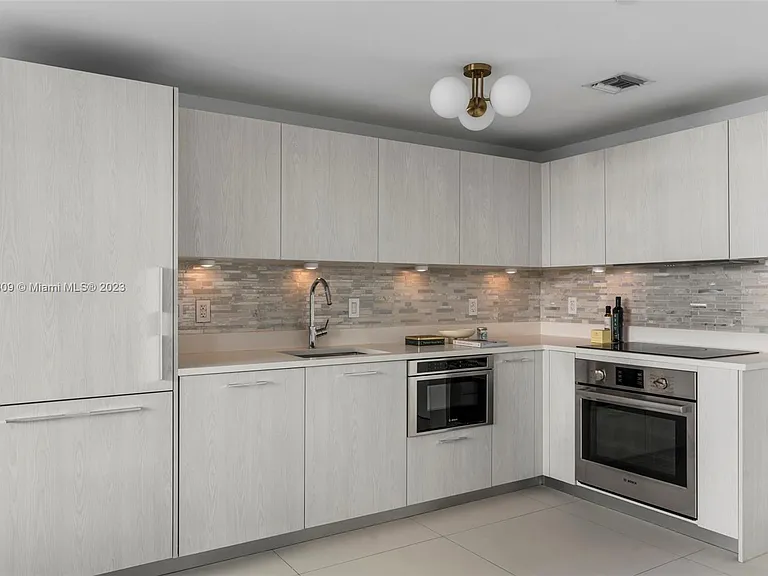 501 NE 31st St #3409 — Photo 10