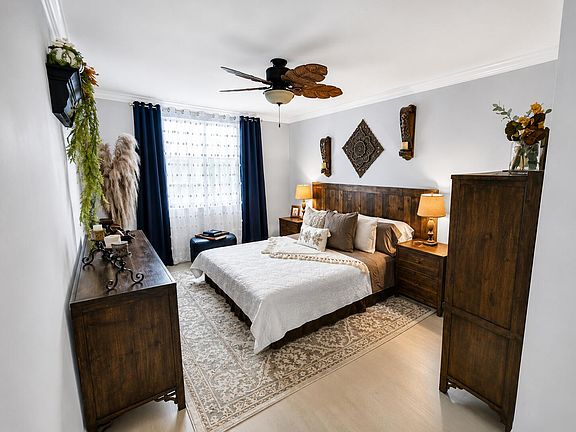 5th image of 2721 Ocean Club Blvd APT 304