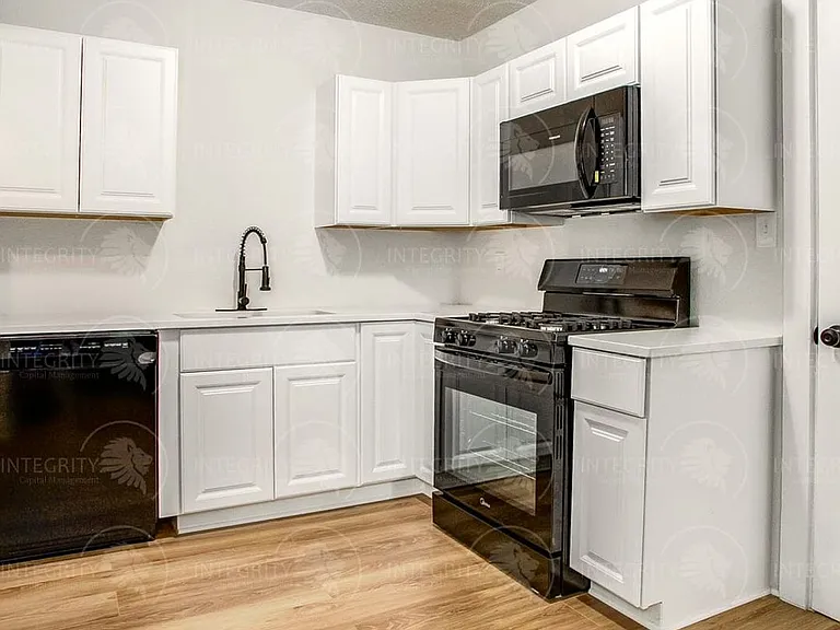 6210 Agnes Ave — Photo 17