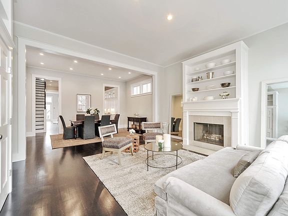 Living Room/Dining Room