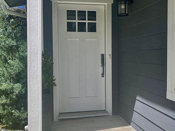 3rd image of 154 Avenue 64