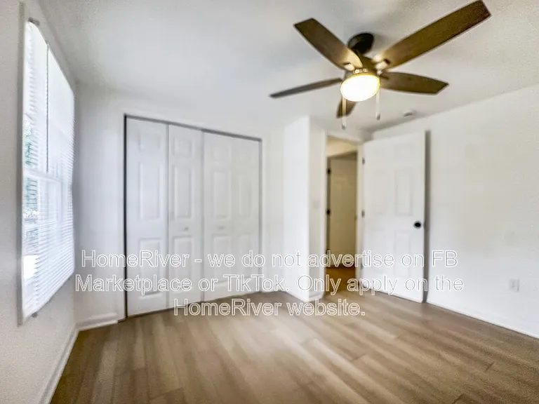 2313 Poplar St — Photo 7