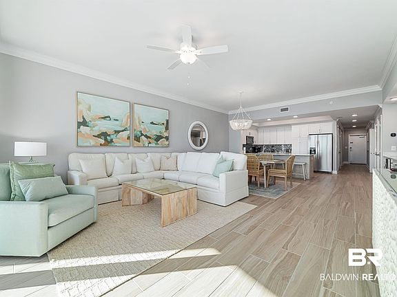 2nd image of 533 E Beach Blvd #802