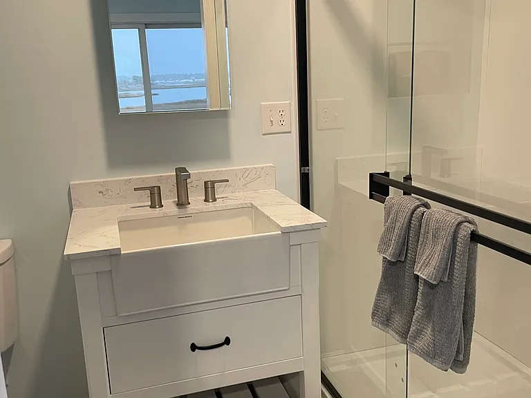 703 S Topsail Dr — Photo 9