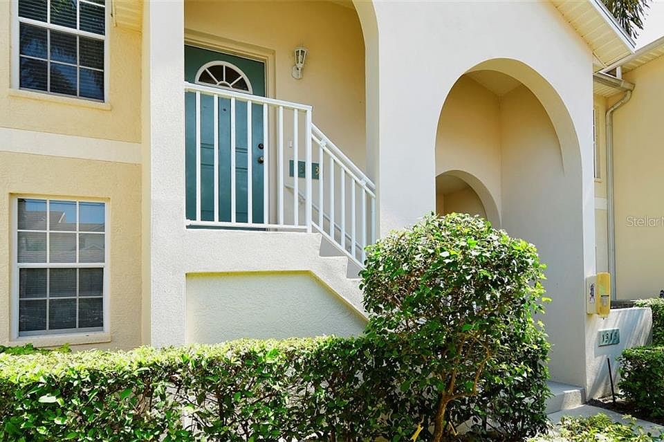1st image of 4275 Castlebridge Ln Unit 1323