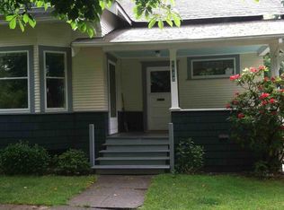 6822 19th Ave NE, Seattle, WA 98115