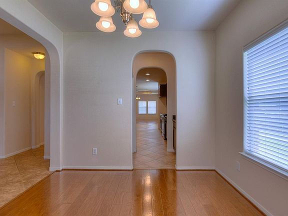 5th image of 4711 Bellows View Dr