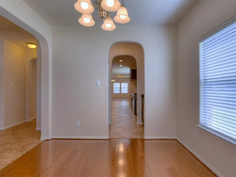 4711 Bellows View Dr — Photo 5