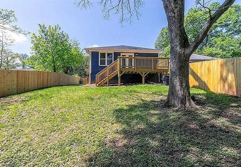 14 S Eugenia Pl NW — Photo 33