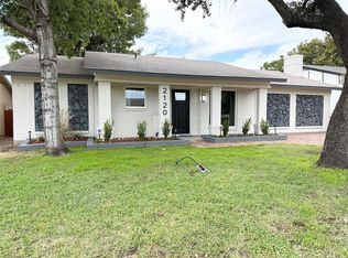2120 Bowie Dr, Carrollton, TX 75006