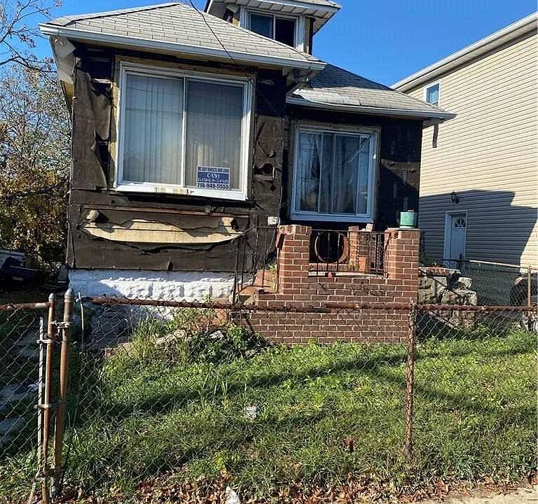 1st image of 16811 119th Ave