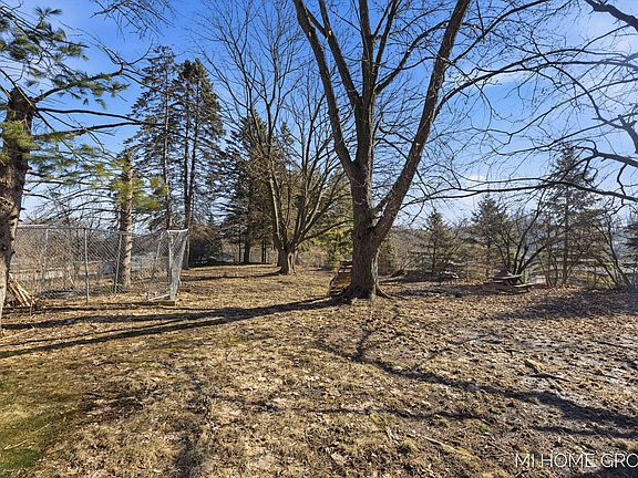 5th image of 3075 Chandy Ct NE
