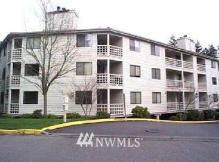 700 N 160th St #114, Seattle, WA 98133