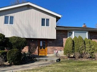 3 Tompkins Ave, Jericho, NY 11753