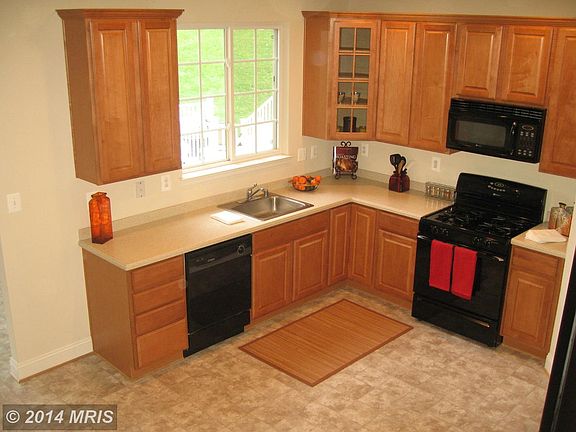 2nd image of 619 Berwick Ct