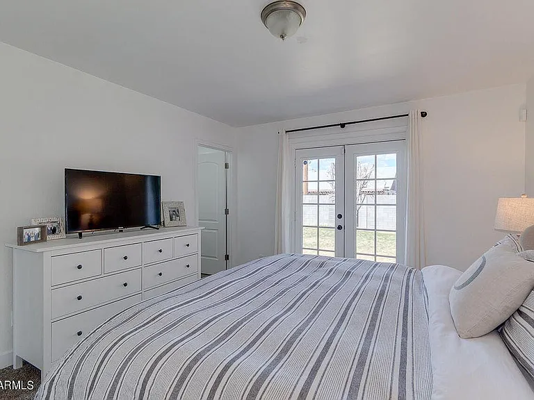 1424 E Broadmor Dr — Photo 16