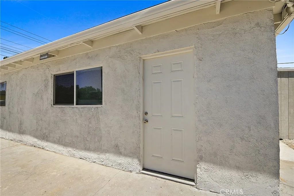 1 bed, 750 sqft, $1,800 — Photo 2