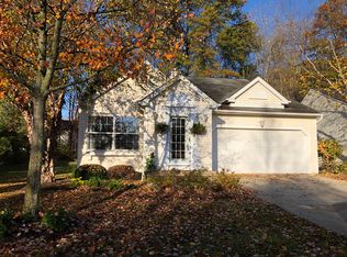 9110 Fern Cv W, Olmsted Falls, OH