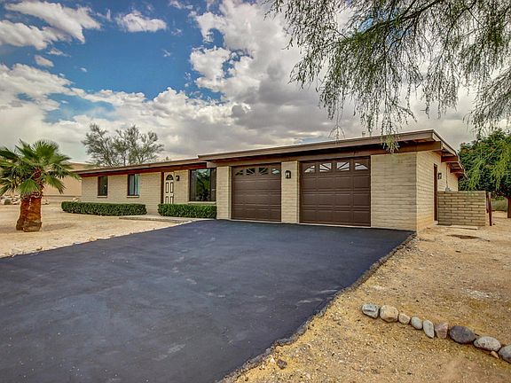 2nd image of 501 W Placita De La Poza