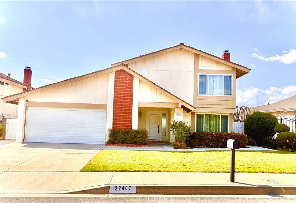 1st image of 22407 Birds Eye Dr