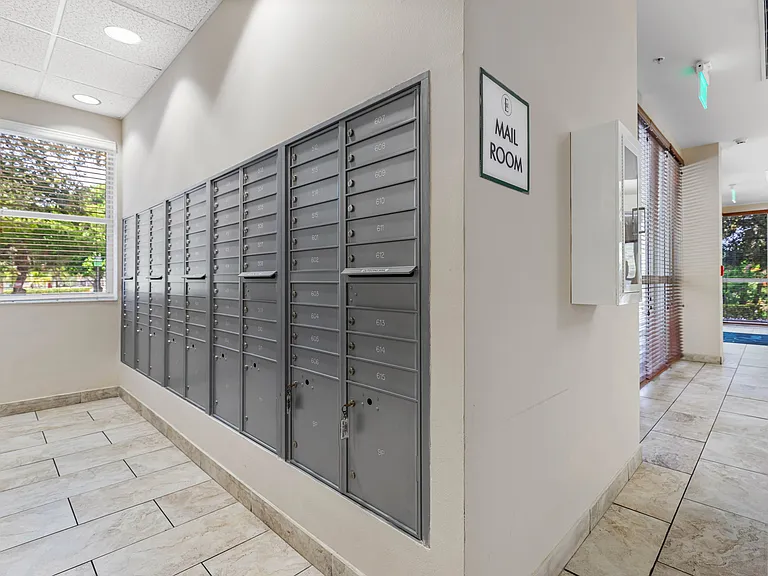 Evernia Place — Photo 14