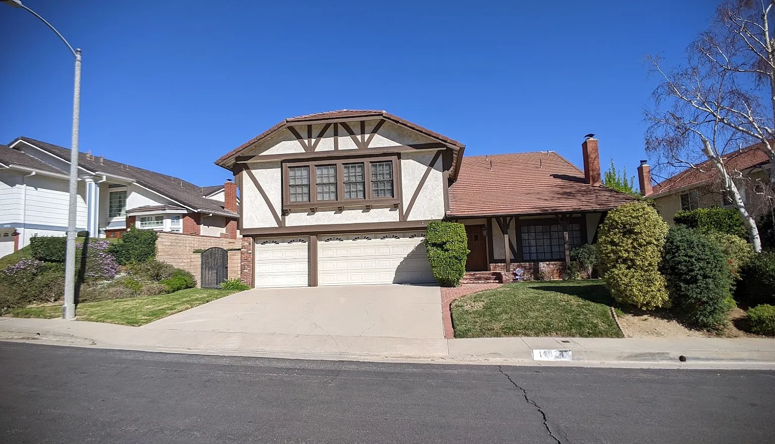 4 bed, 3191 sqft, $5,250 — Photo 1