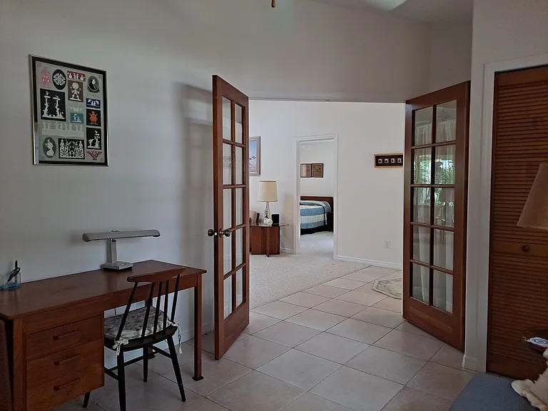 806 E 8th Ave — Photo 10