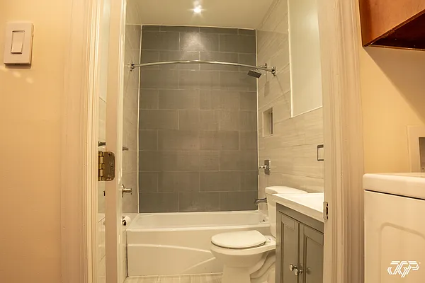 Rented by Resource Realty Group | media 14