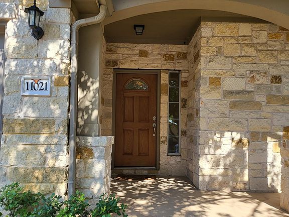 2nd image of 11021 Casitas Dr