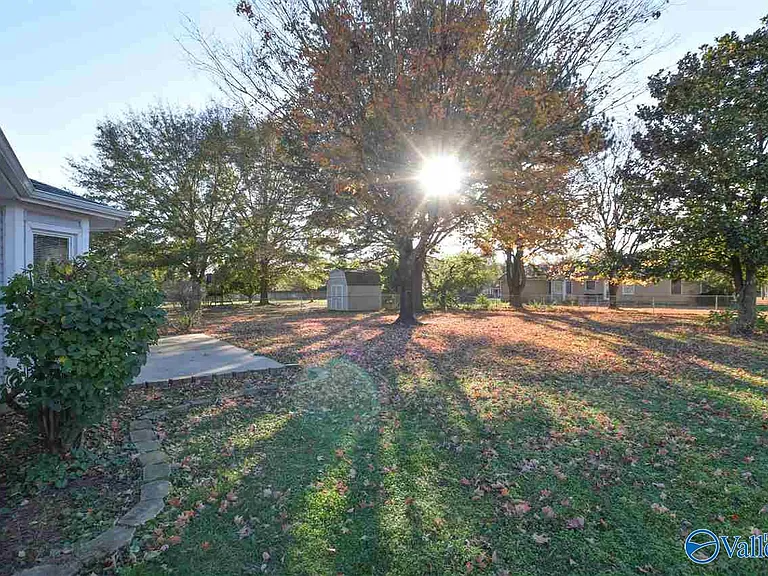 122 Lewis Ln — Photo 25