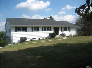 111 Long Meadow Hill Rd, Brookfield, CT 06804