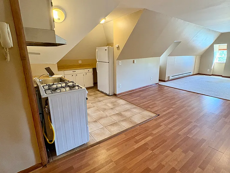 203 Main St #3 — Photo 5