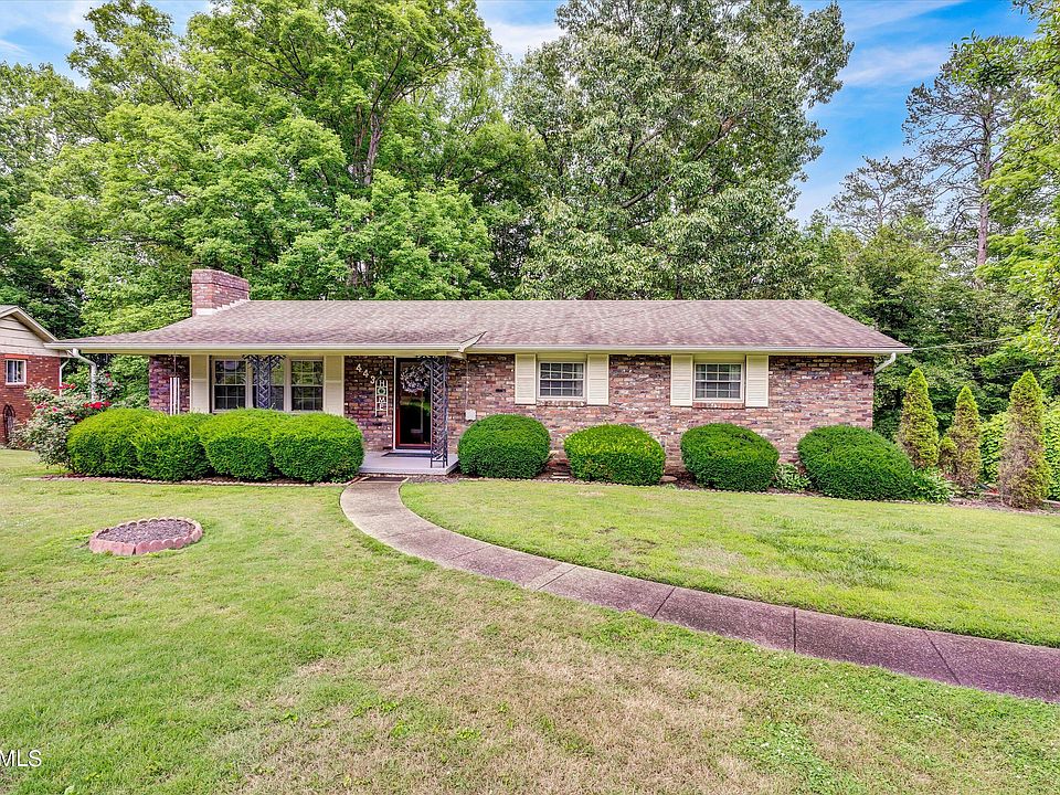 1st image of 443 Karla Dr