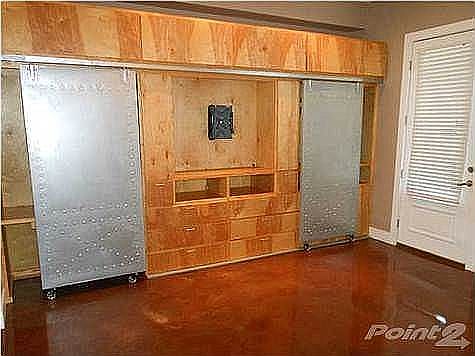 2nd image of 321 E Gadsden St #7