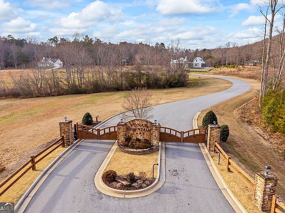 3rd image of 19 Yonah Lake Dr