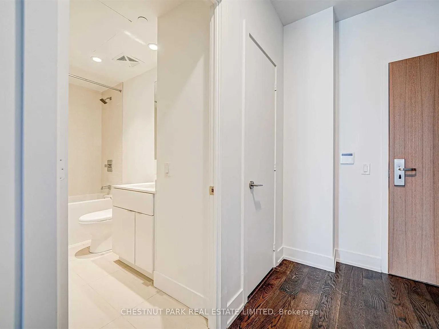 2 bed, $2,600 — Photo 2