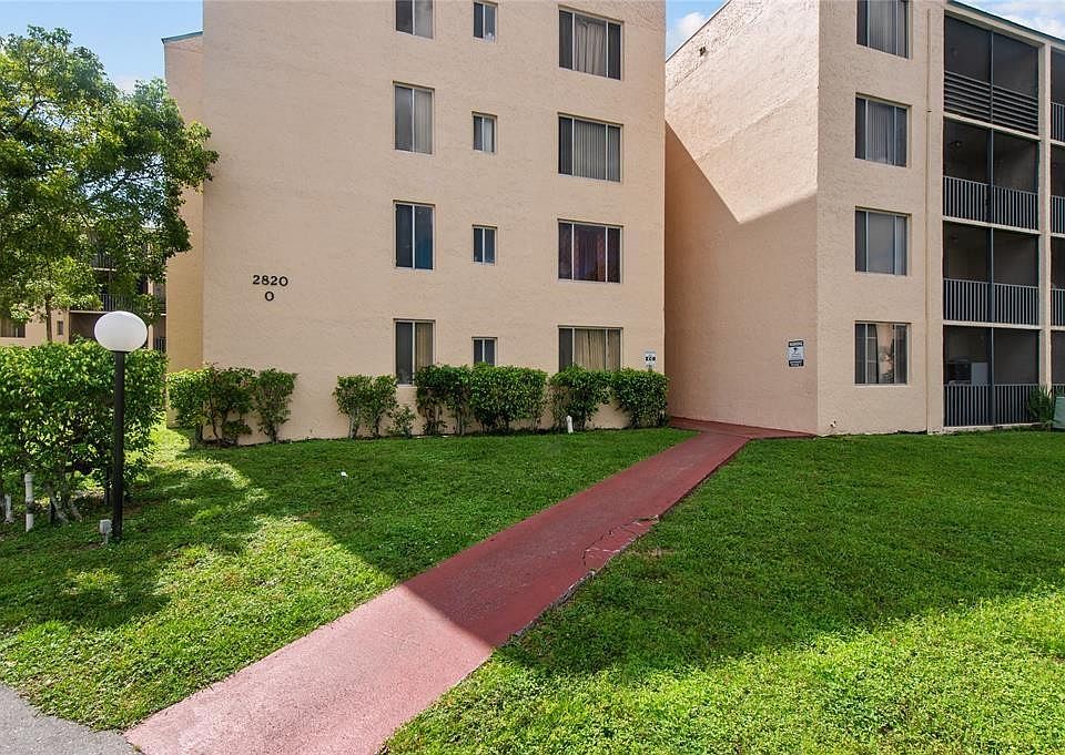 1st image of 2820 Somerset Drive #4140