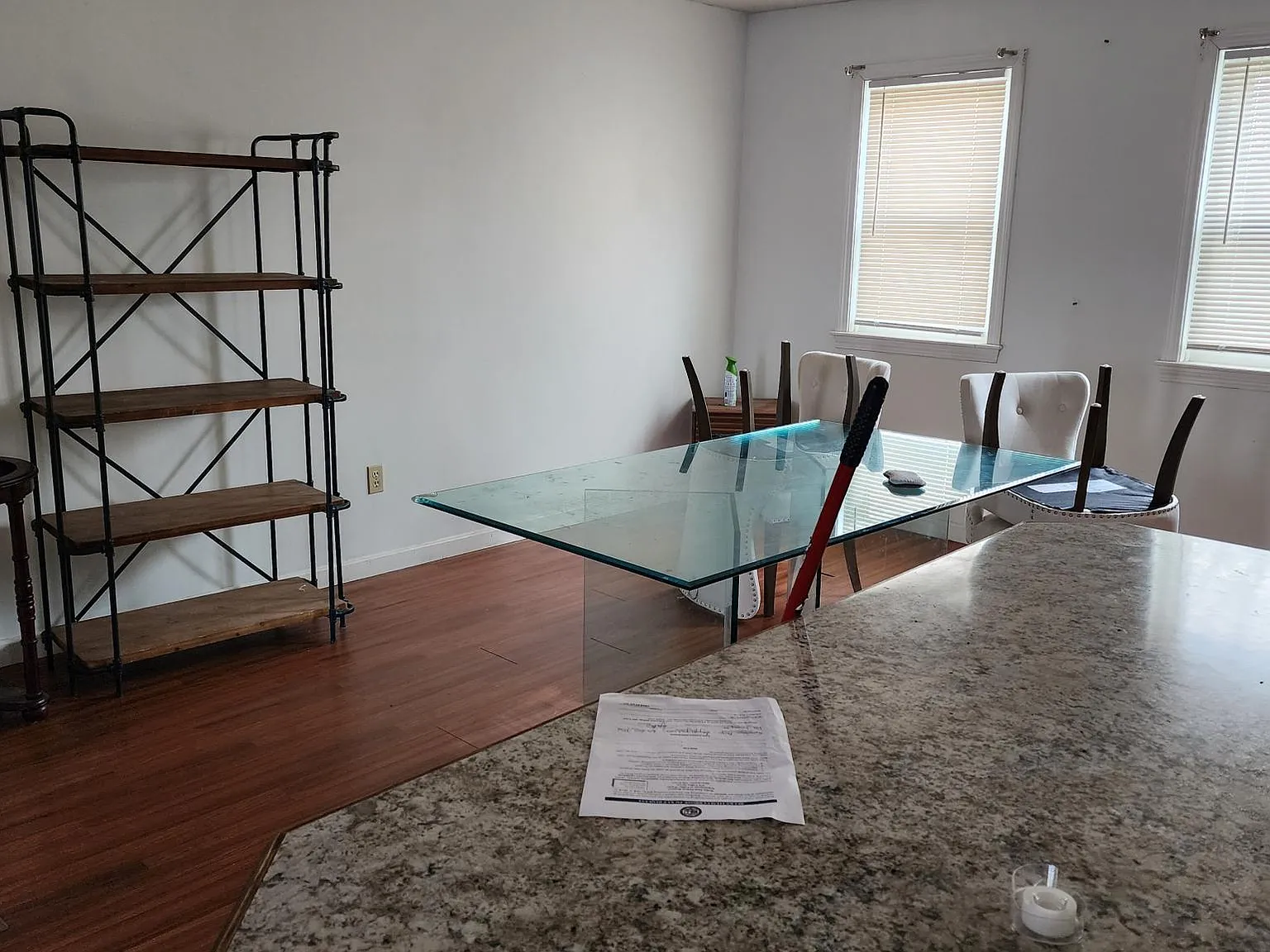 3 bed, 2520 sqft, $3,000 — Photo 1