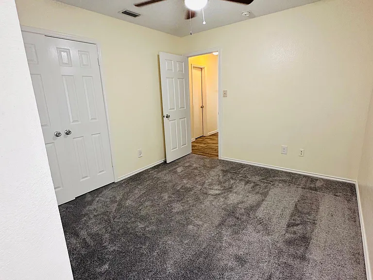4144 Clary Dr — Photo 22