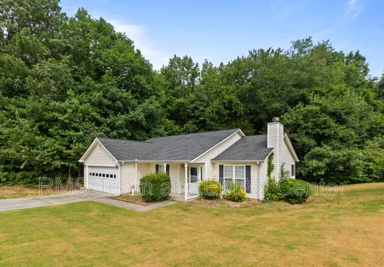 2510 Fort Daniels Dr — Photo 1