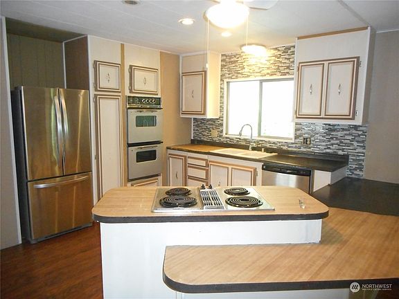 3rd image of 5900 64th Street NE #59