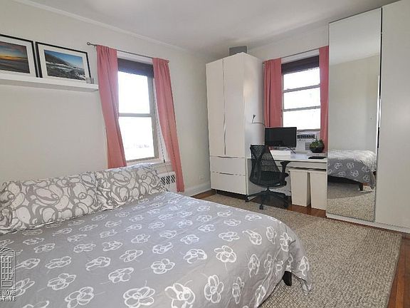 4th image of 4825 43rd St APT 3F
